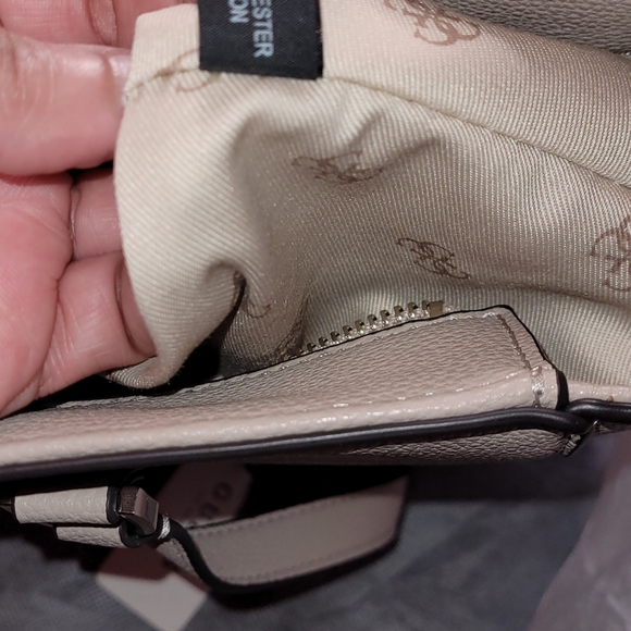 Guess tote bag New  Authentic Gray - Picture 5 of 15